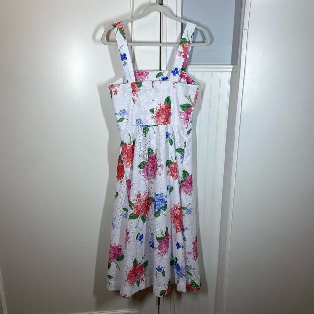 Draper James Josephine Love Circle Dress in Printed Hydrangea size 2 midi eyelet - Picture 7 of 9